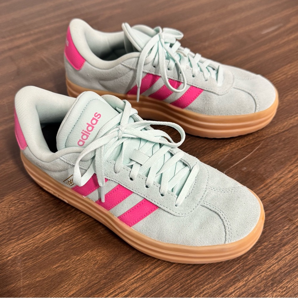 Adidas Women's Sneakers Teal  and Pink 
VL court suede. Daughter wore once.